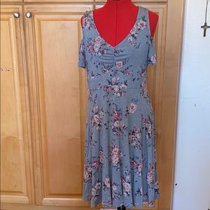 Torrid open shoulder floral jersey dress